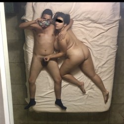 305CoupleCu: Swingers Hotwife Cuckold